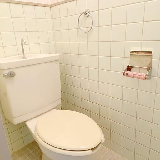 トイレ 渡辺ビル4B号室 バス・トイレ別です