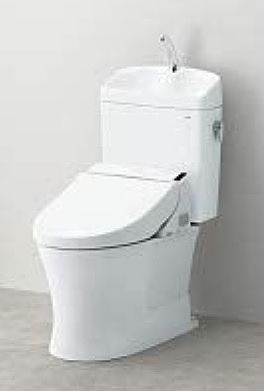 池袋のリノベーション物件　フラット池袋　トイレはウオシュレット設置済みです