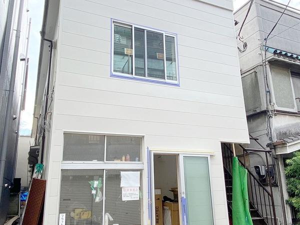 池袋のリノベーション物件 フラット池袋 2023年に室内と共用部をリニューアル