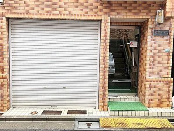 エントランス 成田ハイツのエントランスです