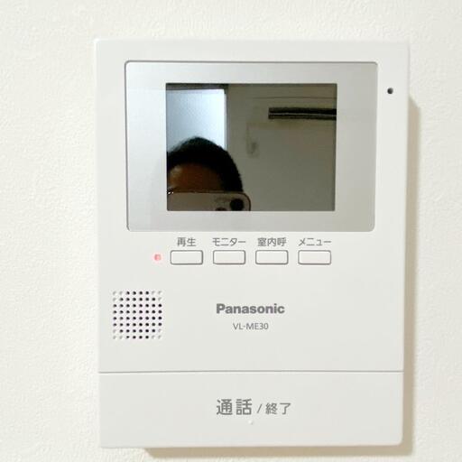 モニター付きインターホン 池袋の賃貸アパート フラット池袋 2023年にフルリノベーションされキレイに生まれ変わりました。バス・トイレ別の1Kで使いやすい間取りです。24時間ゴミ出し可能・宅配ボックスも設置されています
