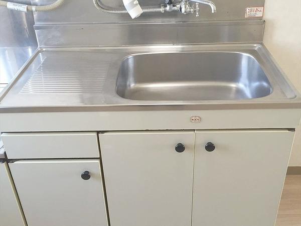 第1江原青木ハイム105号室のキッチンです