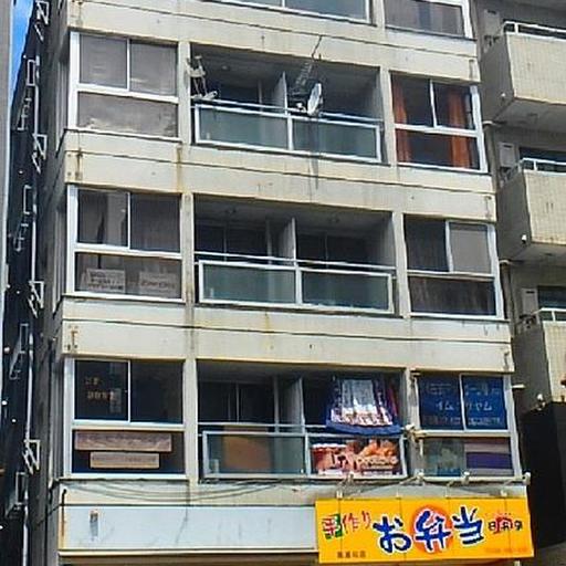 外観 南浦和駅 徒歩3分と通勤通学に便利な桜新ビルをご紹介します。