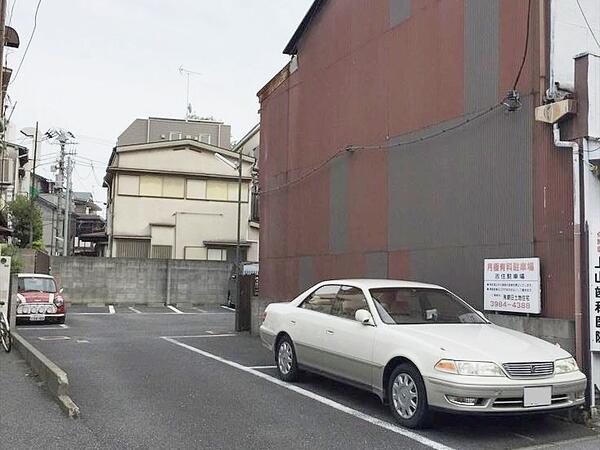 吉住駐車場 入口