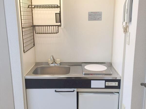 キッチン 池袋の賃貸マンション パークアゼリアです。キッチンはIHです。オートロック、バス・トイレ別!