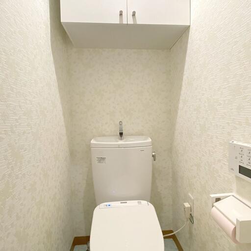 トイレ バス・トイレ別のトイレです。2015年に新品に交換。ウォシュレットです