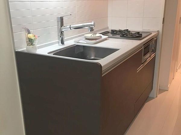 使いやすいシステムキッチン ライオンズクオーレ池袋ソシア 使いやすいシステムキッチン ガスコンロ2口です