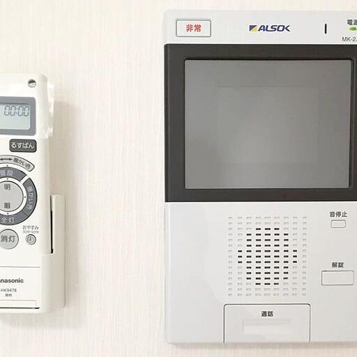 モニター付きインターホン オートロックでモニター付きインターホン 女性の方向けの設備ですね