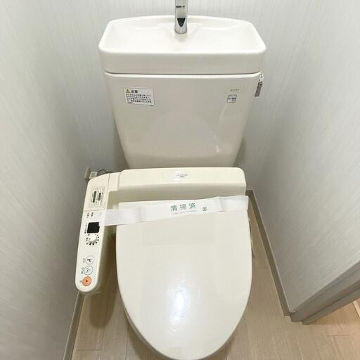 トイレ ウオシュレット設置済み 池袋の賃貸アパート ソレイユ池袋 セキスイハイム施工のしっかりした建物です。バス・トイレ別で使いやすい間取り。池袋とは思えないような閑静な住宅街にあります